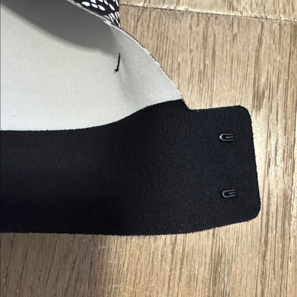 Lululemon Enlite Bra Monochromic Black Size 38DD - Picture 11 of 12